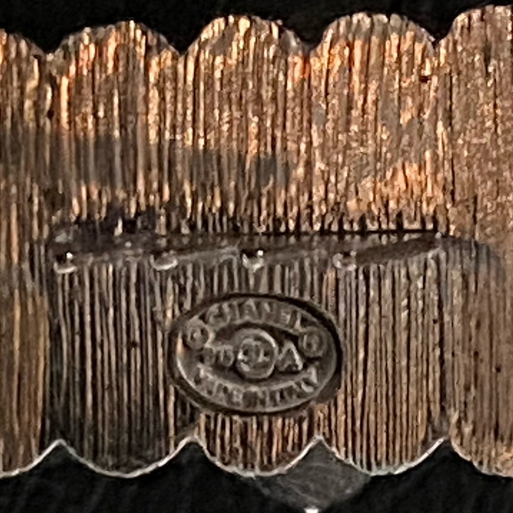Chanel hair clip - Picture 3 of 4